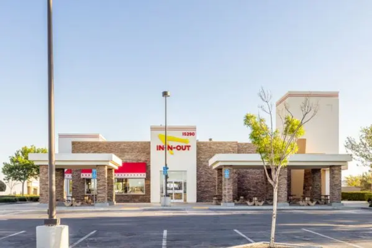 Restaurants in Victorville CA near New Corral Motel on 7th Street